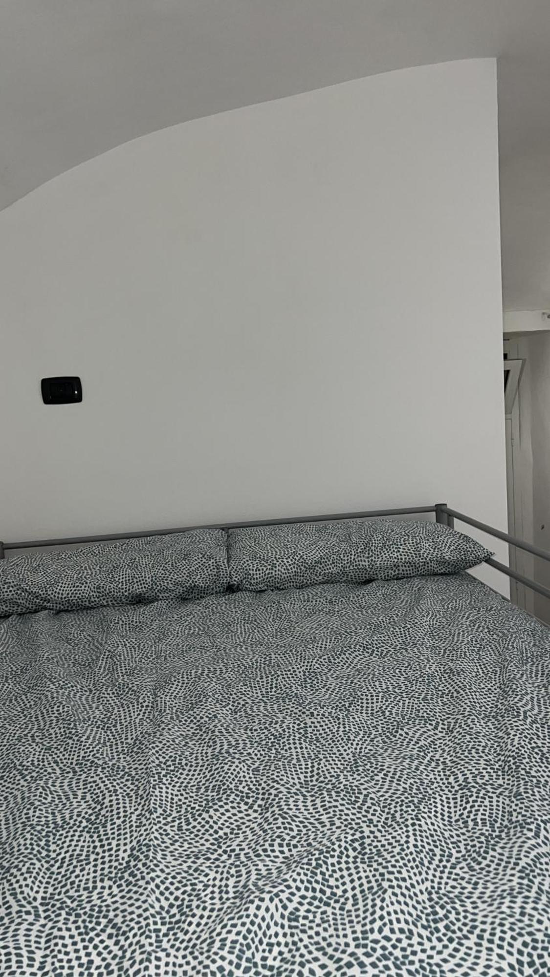 トリノBed2Go Bresciaアパートメント エクステリア 写真
